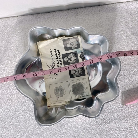 Vintage 1974 Wilton The Clown Cake Pan - Picture 12 of 13